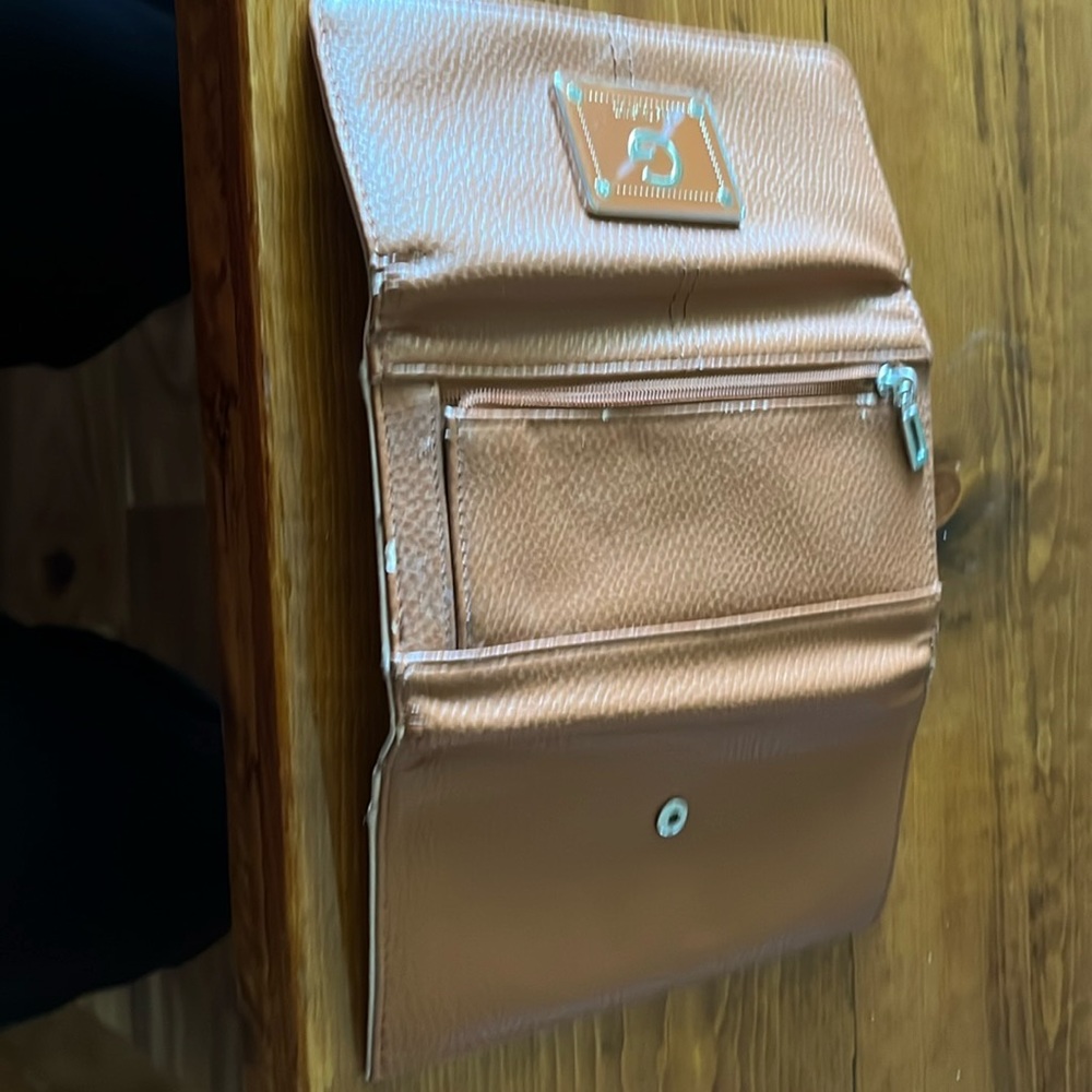 Guess wallet